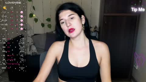Alianna online show from January 2025 12:30:01 PM
