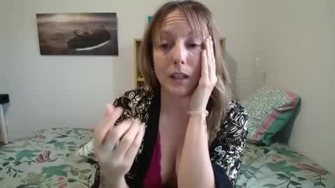 Alice online show from February 2025 04:42:02 PM