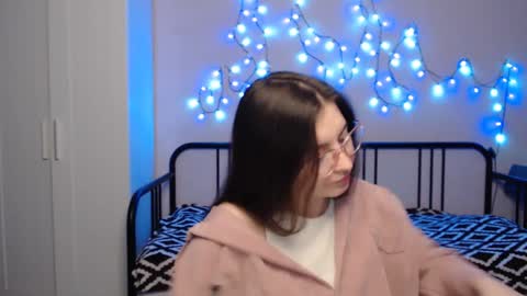 Alice online show from December 2024 10:24:02 PM