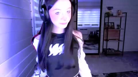 Snapshot of alice__aris chatting on February 2025 03:08:02 PM Alice Aris online show from February 2025 03:08:02 PM