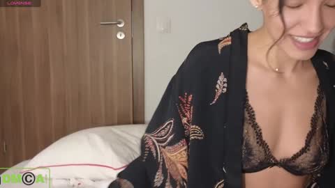 Snapshot of alice_bane chatting on January 2025 07:49:02 PM A R Y A  T I A online show from January 2025 07:49:02 PM