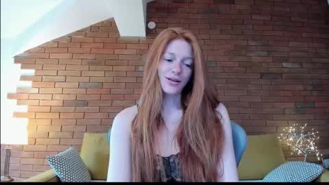 Snapshot of alice_ginger chatting on September 2025 05:06:02 AM Hello im Alice online show from September 2025 05:06:02 AM