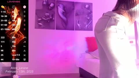 Alice  online show from February 2025 10:00:02 PM