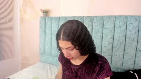 alice and amber online show from January 2025 04:06:01 AM