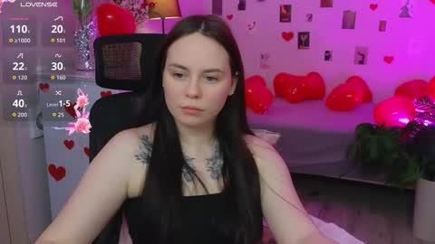 Snapshot of alice_moondark chatting on February 2026 09:54:02 PM Alice online show from February 2026 09:54:02 PM