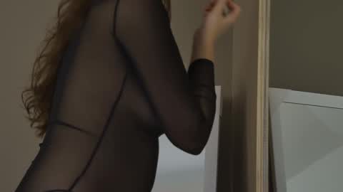 AliceMunro online show from September 2025 01:38:02 PM