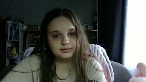 Snapshot of alice_shy14 chatting on October 2025 08:22:01 AM Cristal online show from October 2025 08:22:01 AM