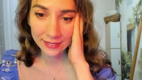 Snapshot of alice_sincere chatting on July 2026 09:06:02 PM Alice Love you all online show from July 2026 09:06:02 PM