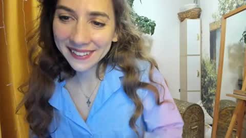 Snapshot of alice_sincere chatting on July 2026 09:11:01 PM Alice Love you all online show from July 2026 09:11:01 PM