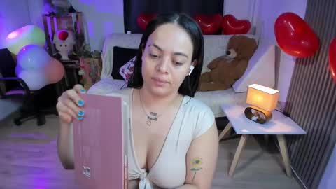 Alice online show from February 2025 12:39:01 PM