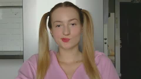 Snapshot of alice_sweet_01 chatting on September 2025 02:55:02 PM Alice online show from September 2025 02:55:02 PM