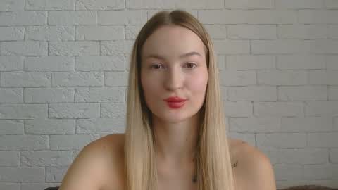 Snapshot of alice_sweet_01 chatting on September 2025 11:04:01 AM Alice online show from September 2025 11:04:01 AM
