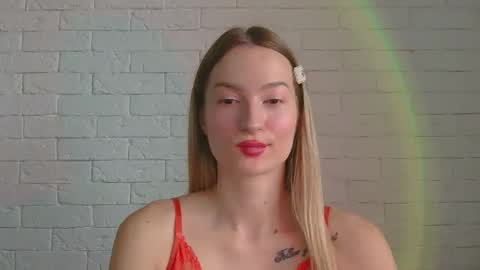 Snapshot of alice_sweet_01 chatting on November 2025 12:16:01 PM Alice online show from November 2025 12:16:01 PM