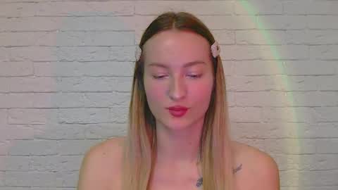 Snapshot of alice_sweet_01 chatting on November 2025 03:33:02 PM Alice online show from November 2025 03:33:02 PM