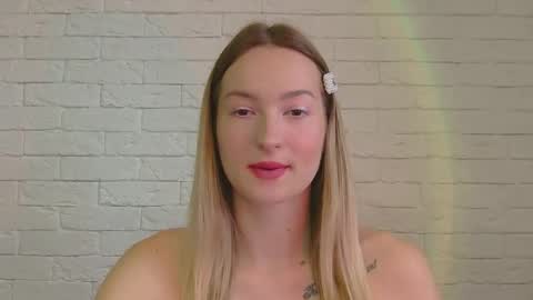 Snapshot of alice_sweet_01 chatting on November 2025 11:54:01 AM Alice online show from November 2025 11:54:01 AM