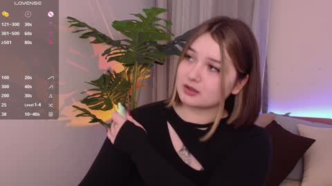 Alice  online show from January 2025 03:33:01 PM