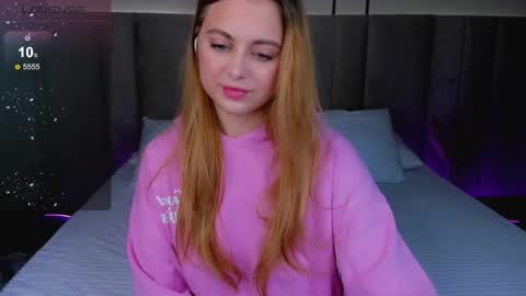 Snapshot of alice_wander chatting on September 2025 02:22:02 AM Alice online show from September 2025 02:22:02 AM