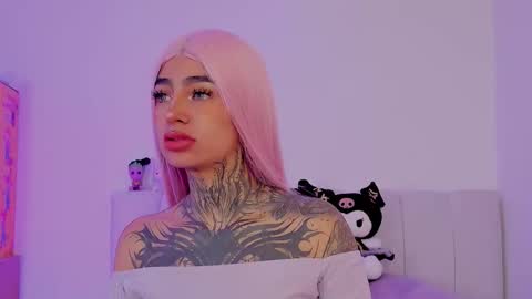 Alice  online show from November 2025 04:09:02 PM