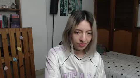 Snapshot of alicee_logan_ chatting on July 2026 01:56:02 AM alicee_logan_ online show from July 2026 01:56:02 AM