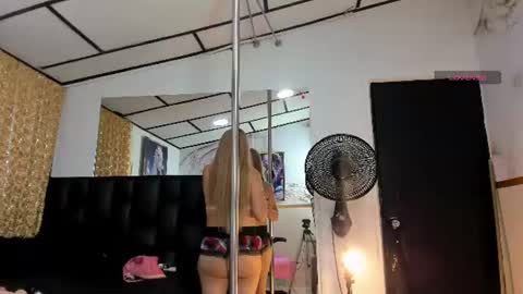Snapshot of alicee_mature chatting on June 2026 07:34:02 PM alicee online show from June 2026 07:34:02 PM