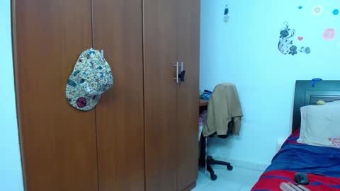 alicee_moon2 online show from December 2024 12:24:01 AM