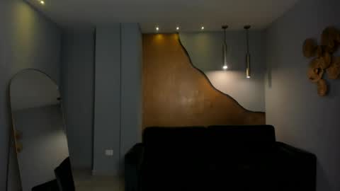 Alice online show from April 2026 07:26:01 PM