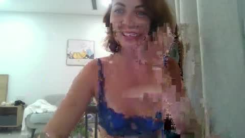 alicehoney_ online show from April 2026 01:03:01 PM
