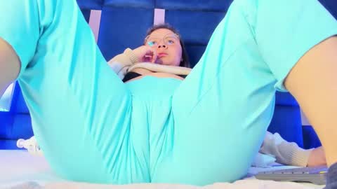 alicehott_05 online show from March 2026 05:20:02 AM