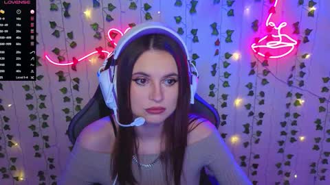 Snapshot of aliceimonta chatting on March 2026 03:08:01 PM aliceimonta online show from March 2026 03:08:01 PM