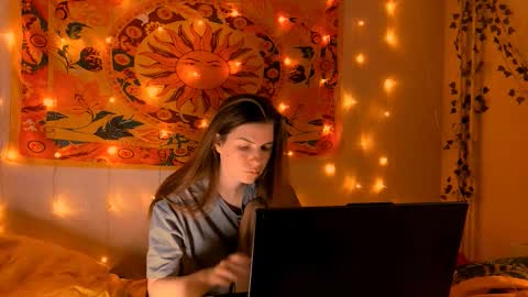 Alice online show from February 2026 05:04:01 AM