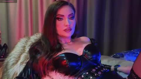 alicejameson online show from August 2026 09:57:01 PM