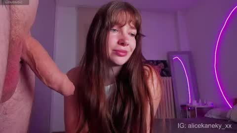Snapshot of alicekaneky_xx chatting on November 2025 12:44:01 AM Alice 19 Kaneky 19 online show from November 2025 12:44:01 AM