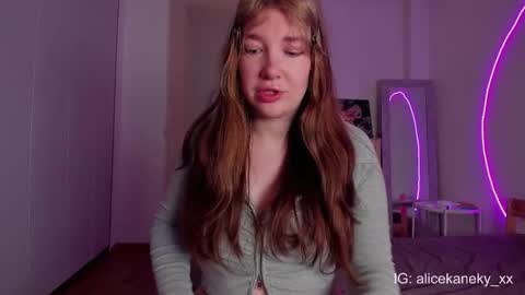 Snapshot of alicekaneky_xx chatting on January 2026 12:05:01 AM Alice 19 Kaneky 19 online show from January 2026 12:05:01 AM