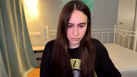 alicekollt online show from June 2026 11:46:01 PM