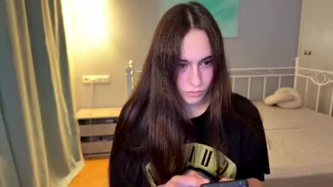 alicekollt online show from June 2026 08:31:01 PM