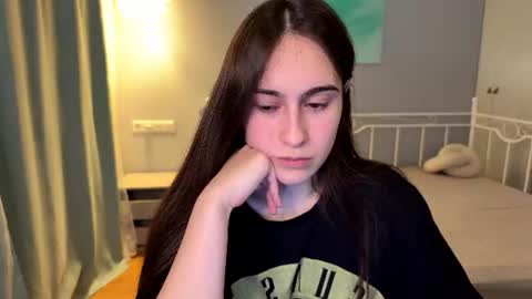 alicekollt online show from June 2026 09:05:02 PM