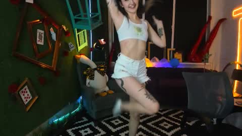 Snapshot of alicelidse chatting on October 2025 08:09:02 PM Alice online show from October 2025 08:09:02 PM