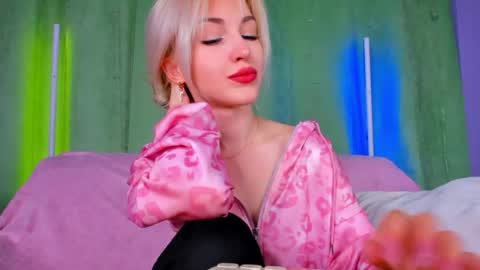 Snapshot of alicemonro chatting on May 2026 01:23:02 AM alicemonro online show from May 2026 01:23:02 AM