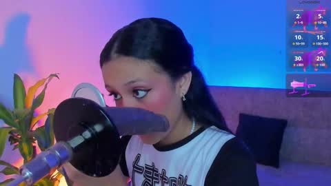 Alicee  online show from February 2026 11:01:01 PM