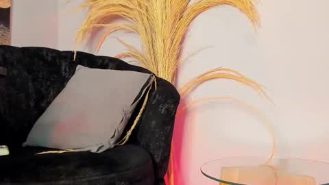 ALICE  online show from October 2025 01:33:02 AM