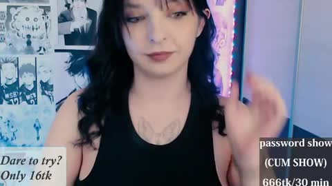 aliceriddle1 online show from April 2026 07:58:02 PM