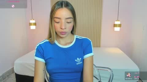 Snapshot of aliceross1 chatting on June 2026 08:36:02 PM AliceRoss online show from June 2026 08:36:02 PM