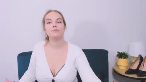 alicesensitive online show from January 2026 01:05:02 PM