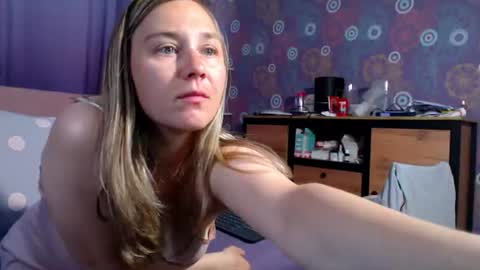 alicewetsquirt online show from June 2026 11:09:02 AM
