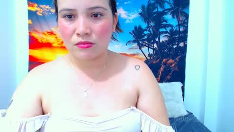 Snapshot of alicia_and_brandon chatting on February 2025 11:58:02 PM CATALINA Y ANDRES online show from February 2025 11:58:02 PM
