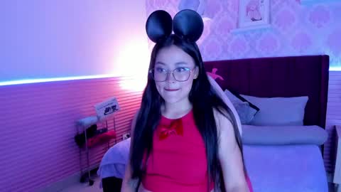 Alicia  online show from May 2026 08:15:01 PM