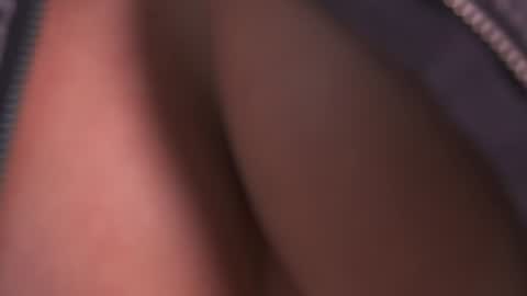 Snapshot of alicia_lang chatting on September 2025 10:10:01 PM Alicia Lang online show from September 2025 10:10:01 PM