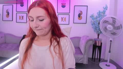 alicia online show from November 2025 03:39:01 AM