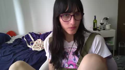 Alice online show from February 2025 06:22:02 PM