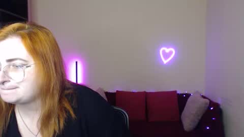 Alicia online show from December 2025 06:41:02 AM